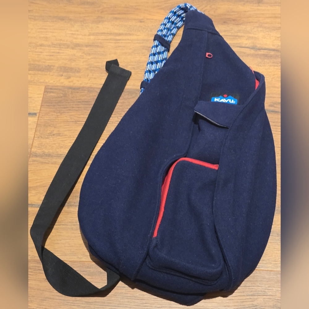 Kavu Wool Blend Rope Sling Blue 20" x 11" x 5" Unisex